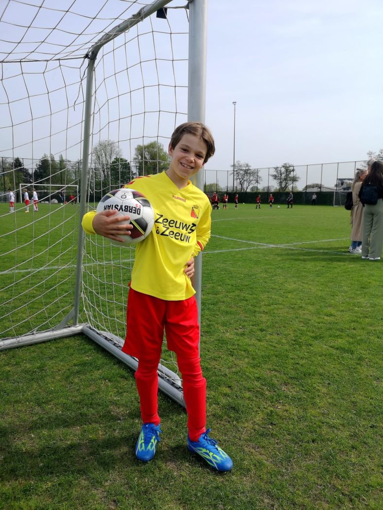 Wedstrijdbalsponsor Zevenhoven – Soccer Boys